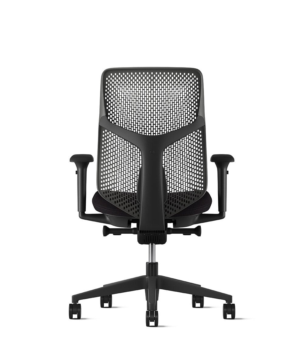 Verus Dark Carbon/0783 Triflex Office Chair