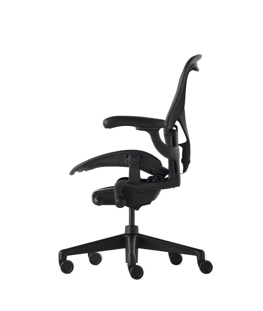 Aeron Onyx/Onyx Office Chair | Herman Miller